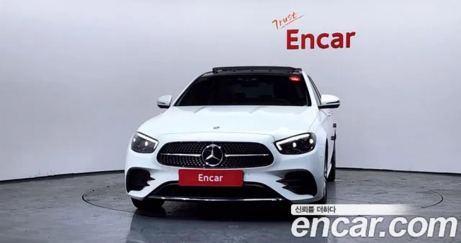 Mercedes-Benz E-Class 