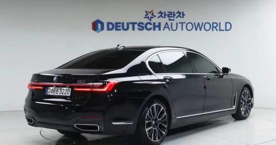Bmw 7-Series 
