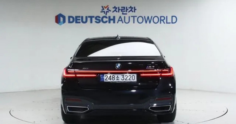 Bmw 7-Series 