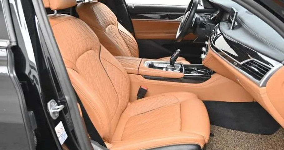 Bmw 7-Series 