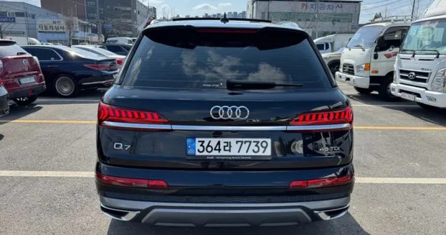 Audi Q7 