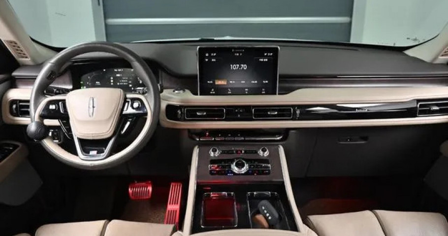 Lincoln Aviator 