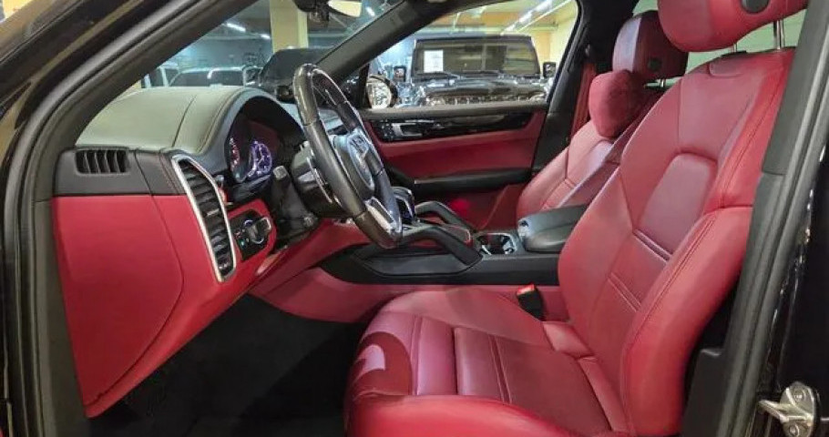Porsche Cayenne 