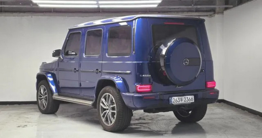 Mercedes-Benz G-Class 