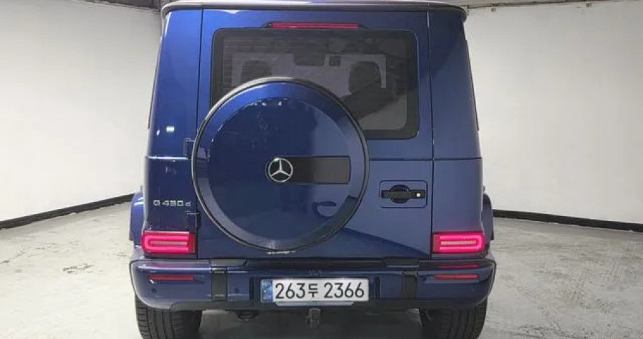 Mercedes-Benz G-Class 
