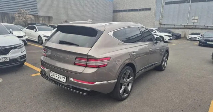 Genesis Gv80 