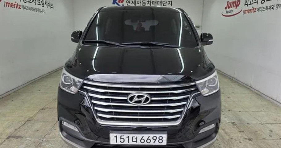 Hyundai Starex 