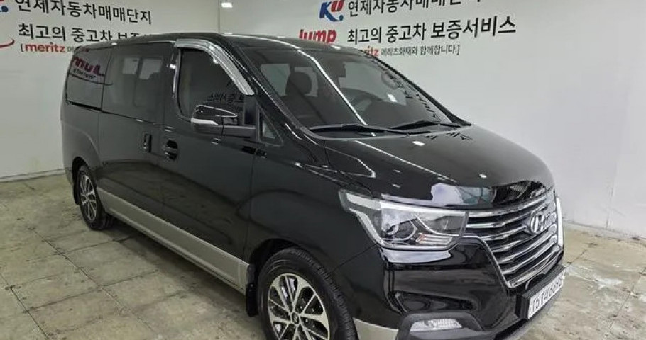 Hyundai Starex 