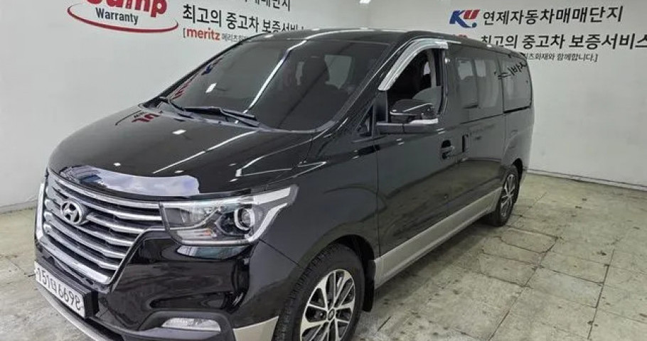 Hyundai Starex 