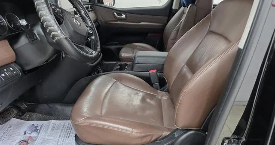 Hyundai Starex 