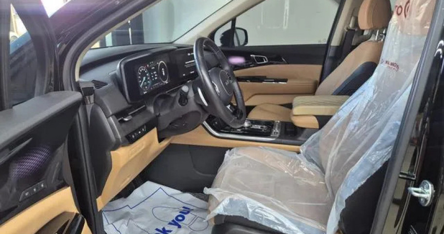Kia Carnival 