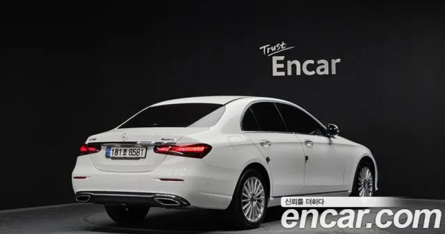 Mercedes-Benz E-Class 