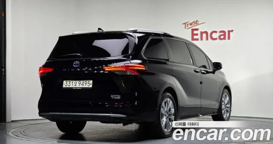 Toyota Sienna 