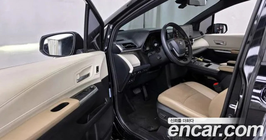 Toyota Sienna 