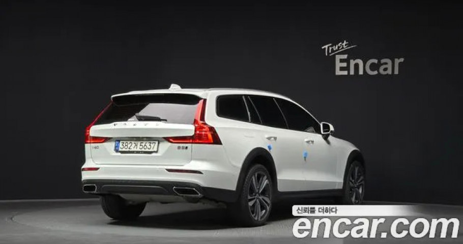 Volvo V60 