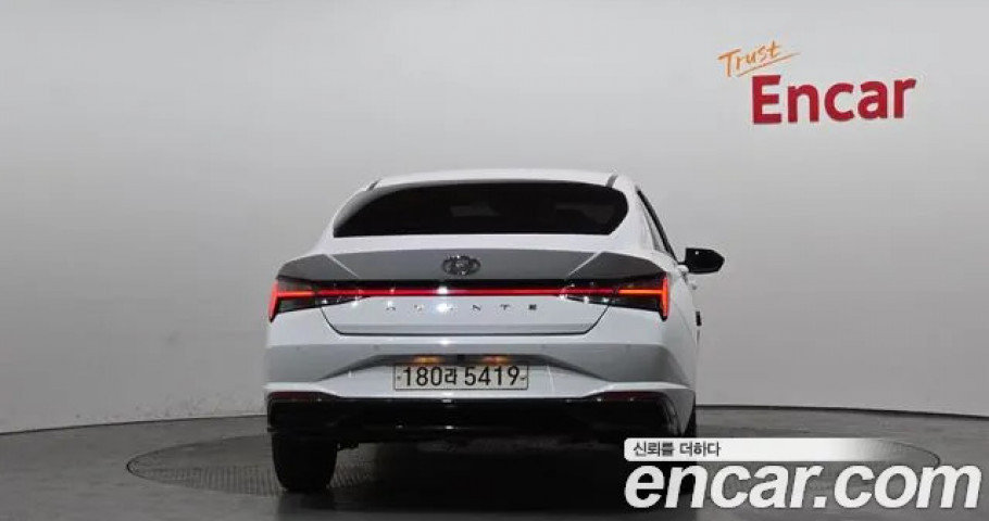 Hyundai Avante (Elantra) 