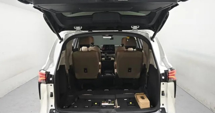 Toyota Sienna 