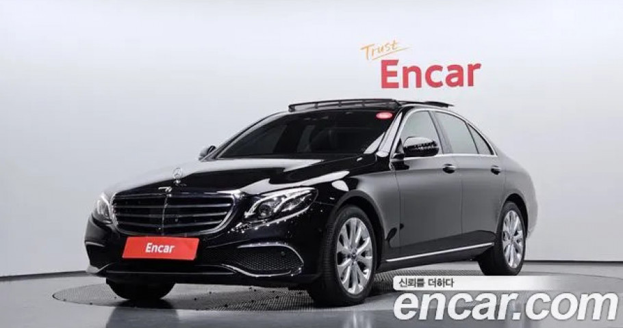 Mercedes-Benz E-Class 