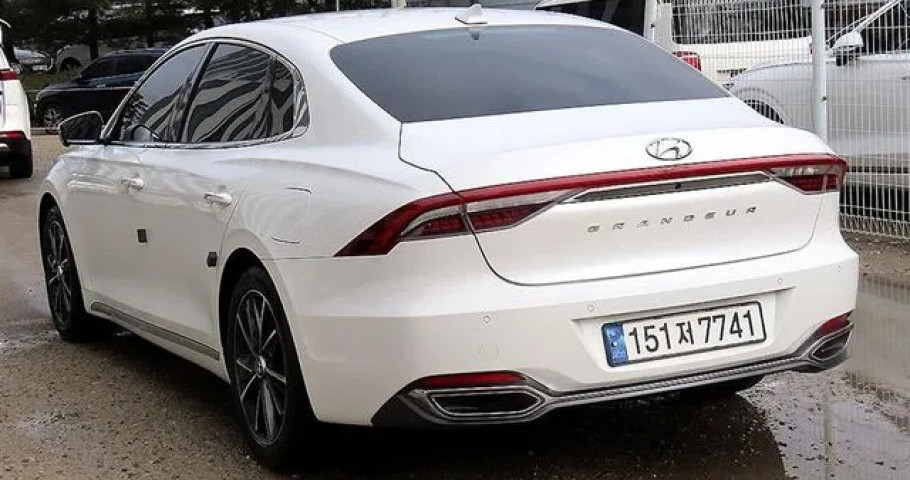 Hyundai Grandeur 