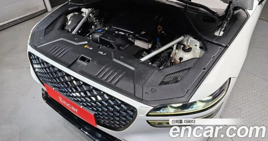 Genesis Gv70 