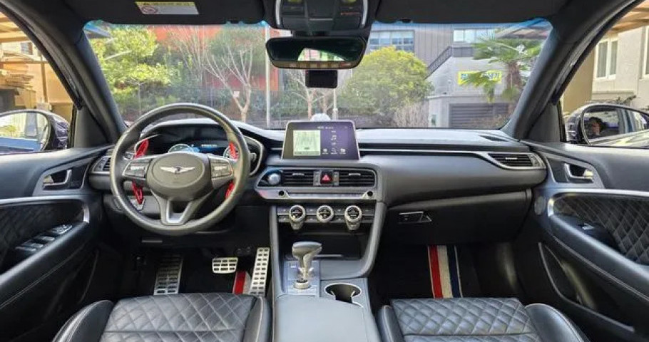 Genesis G70 