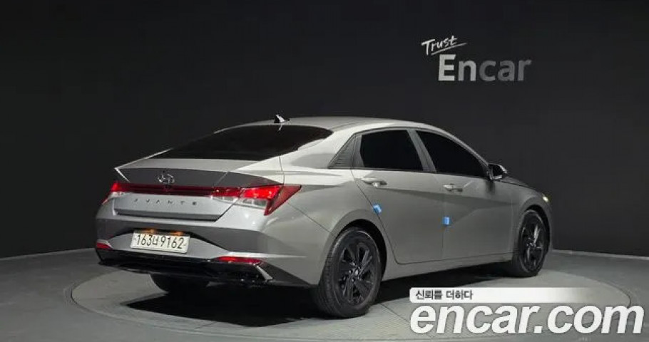 Hyundai Avante 
