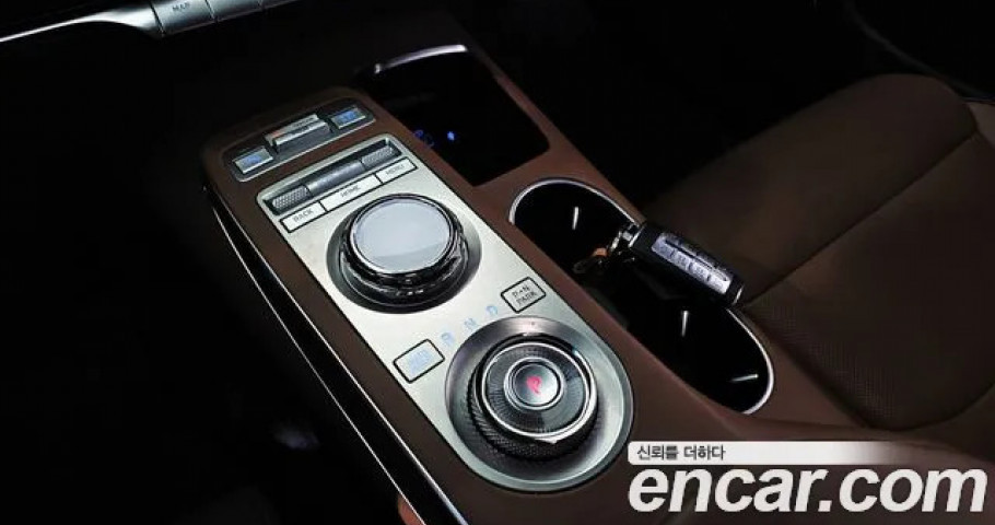 Genesis Gv70 