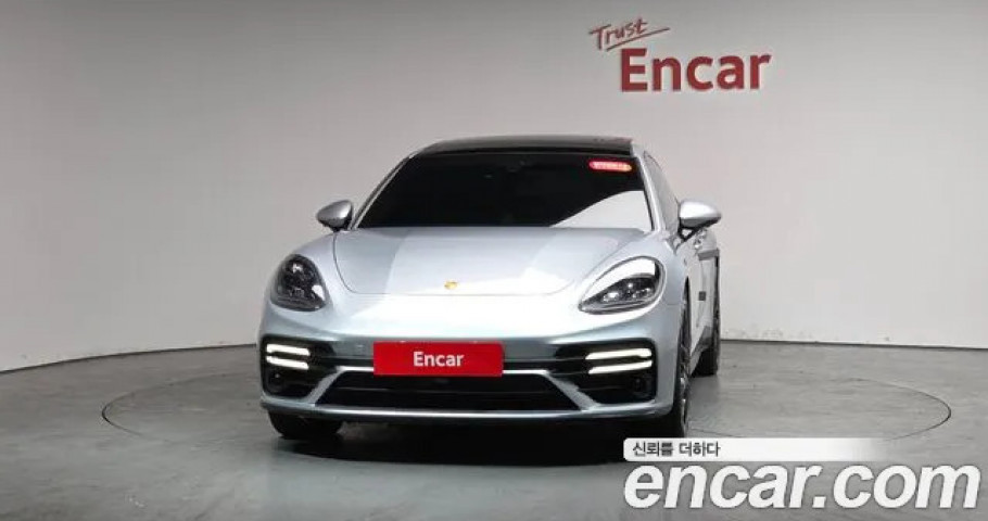 Porsche Panamera 