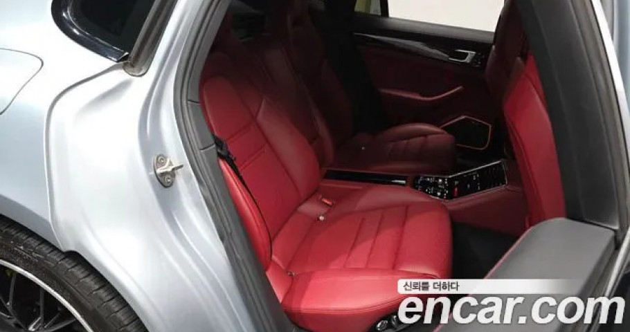 Porsche Panamera 