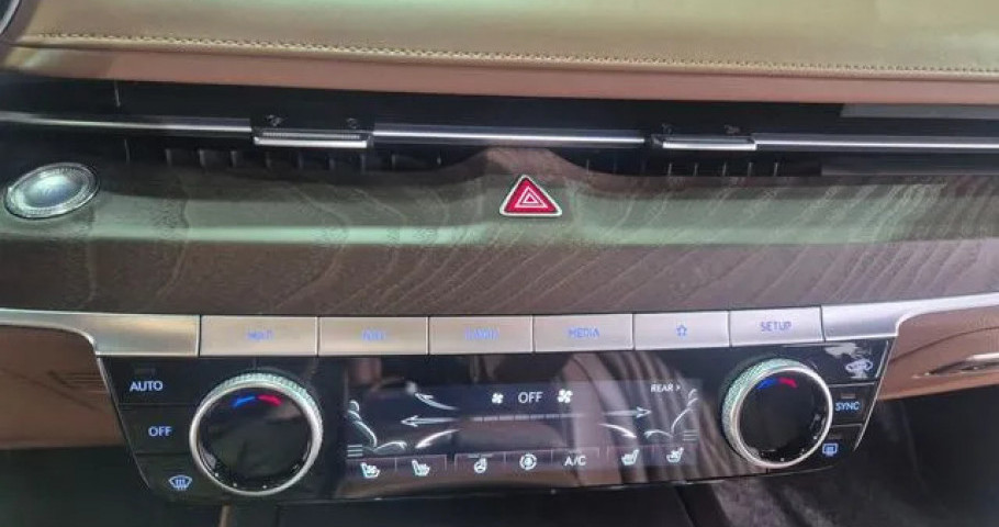 Genesis G80 
