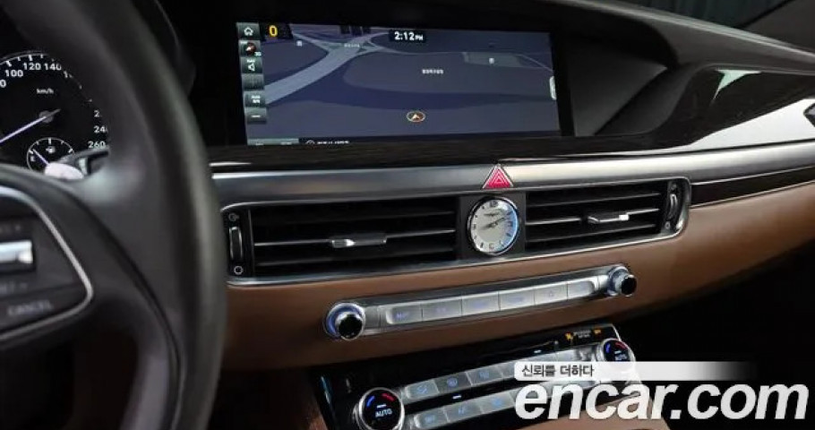 Genesis G90 