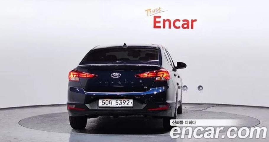 Hyundai Avante (Elantra) 