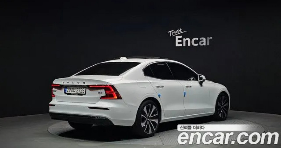 Volvo S60 