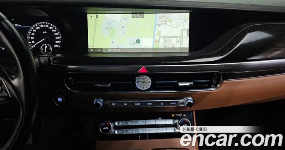 Genesis G90 