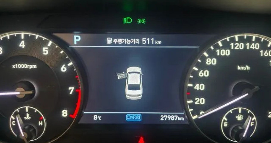 Genesis G90 