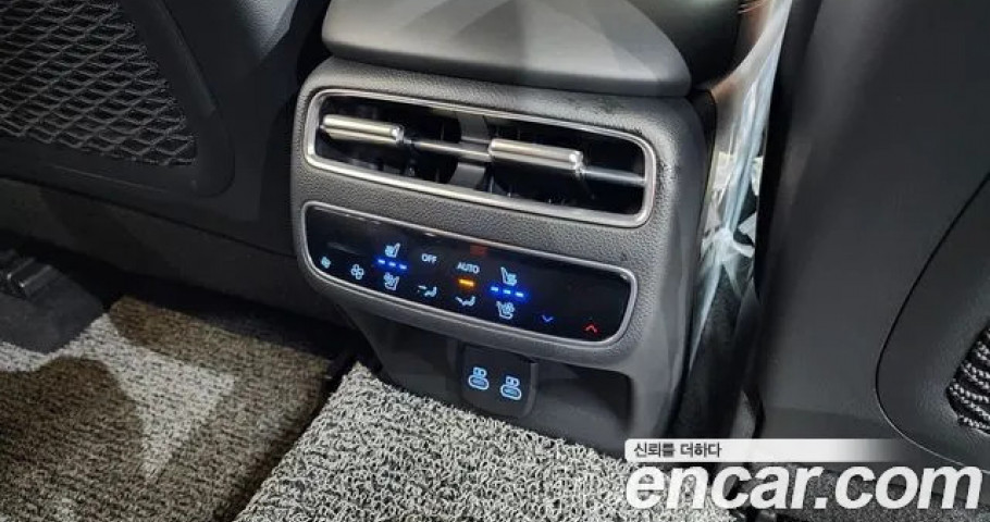 Genesis Gv70 