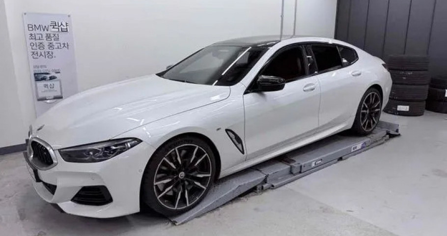 Bmw 8-Series 