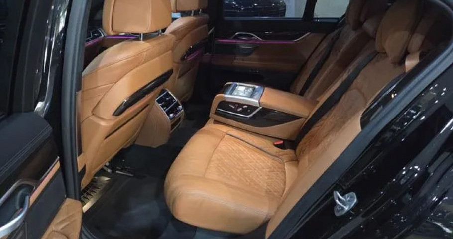 Bmw 7-Series 