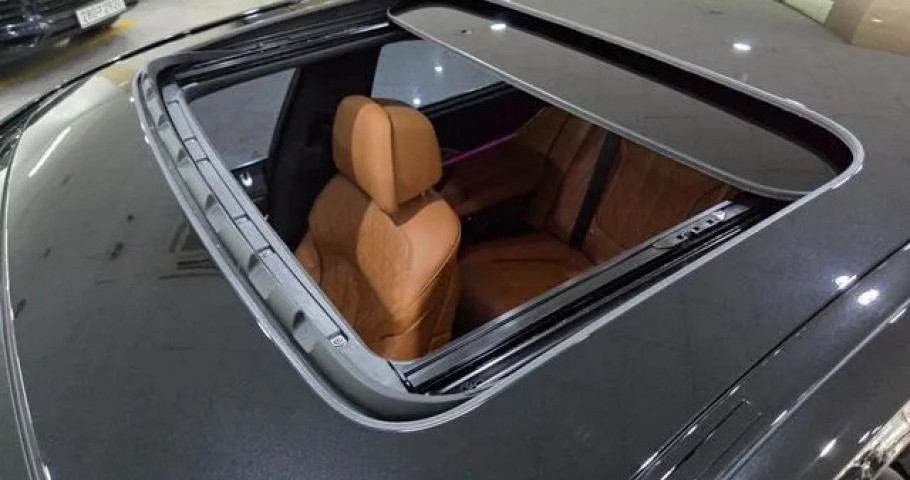 Bmw 7-Series 
