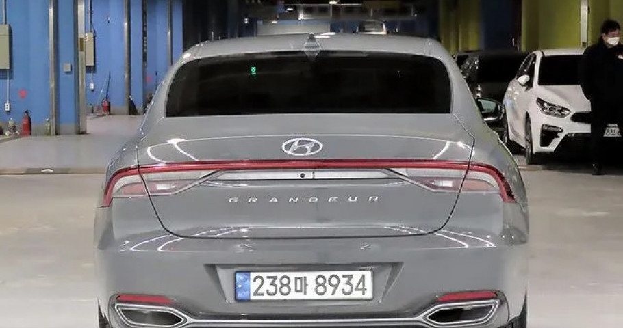 Hyundai Grandeur 