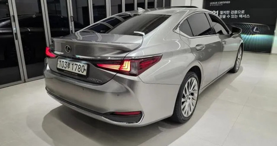 Lexus Es 