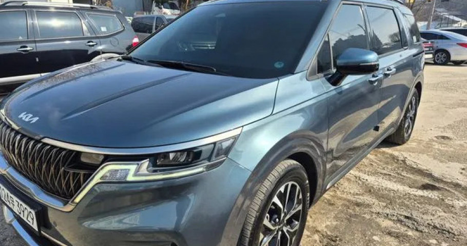 Kia Carnival 