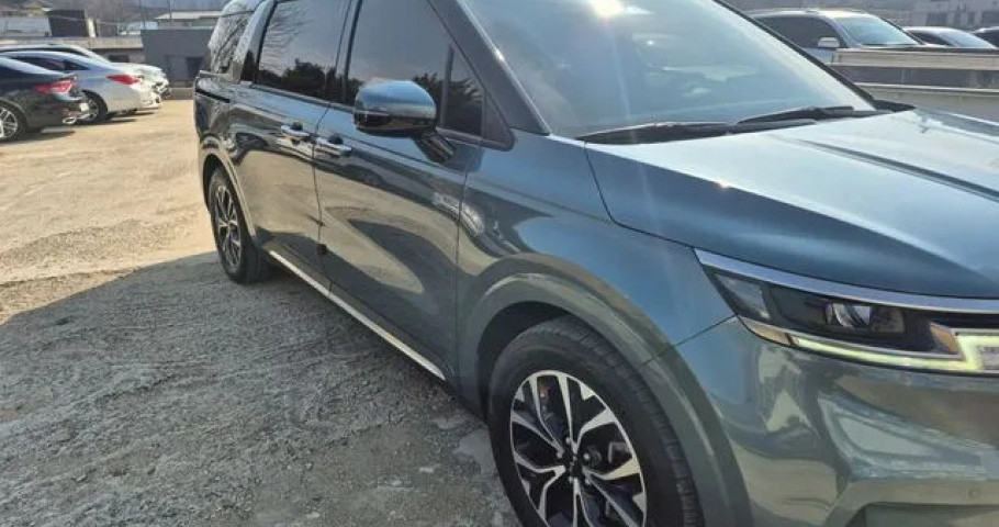 Kia Carnival 