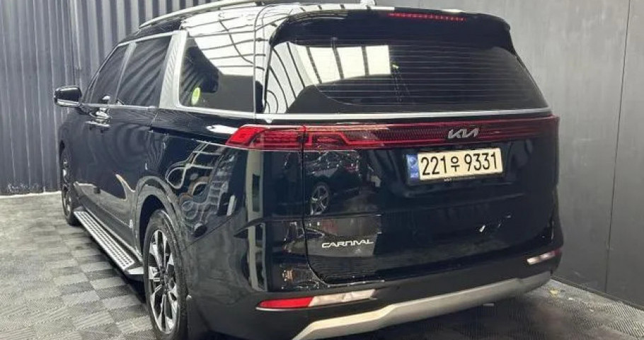 Kia Carnival 