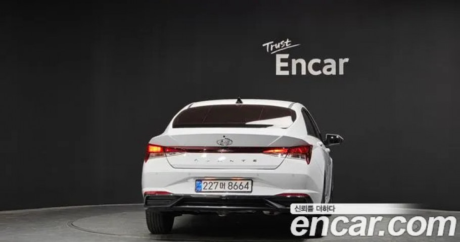 Hyundai Avante (Elantra) 