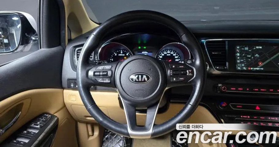 Kia Carnival 