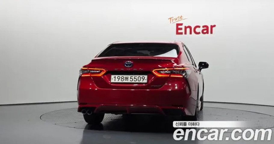 Toyota Camry 