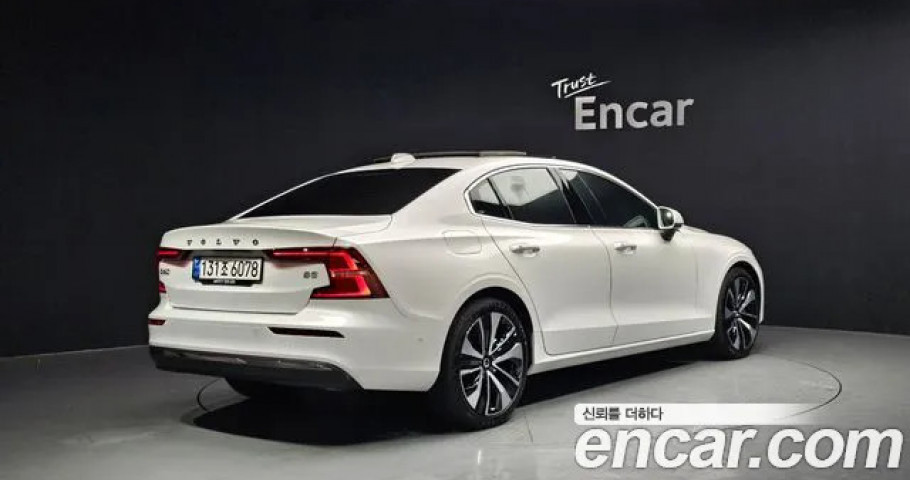 Volvo S60 