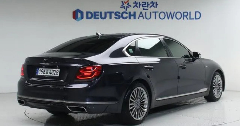 Kia K9 