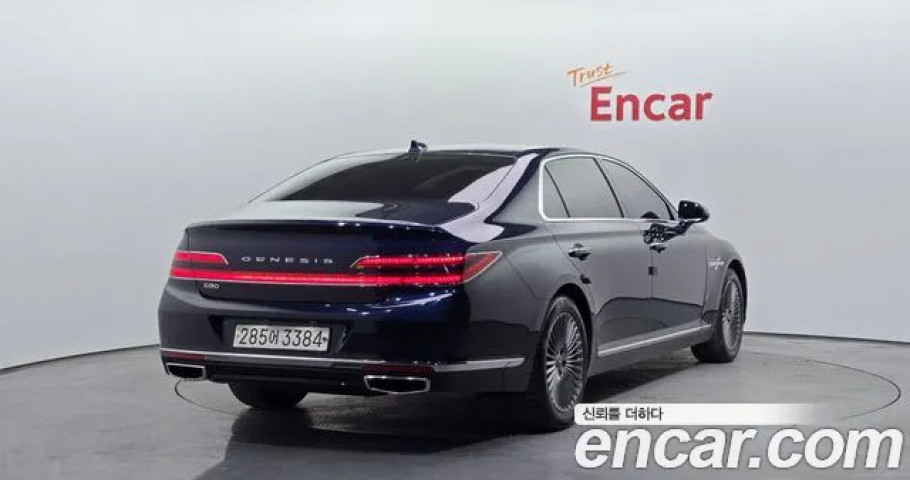 Genesis G90 